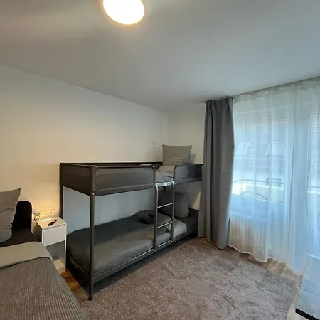 Hub 18 - Mit Balkon