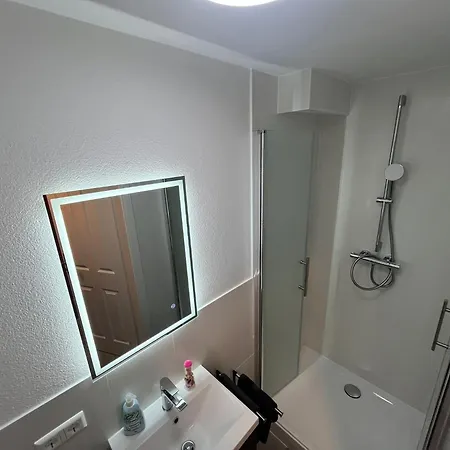 Hub 18 - Mit Balkon Hostal Karlsruhe