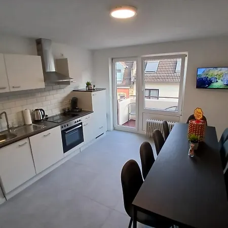 Hub 18 - Mit Balkon Karlsruhe