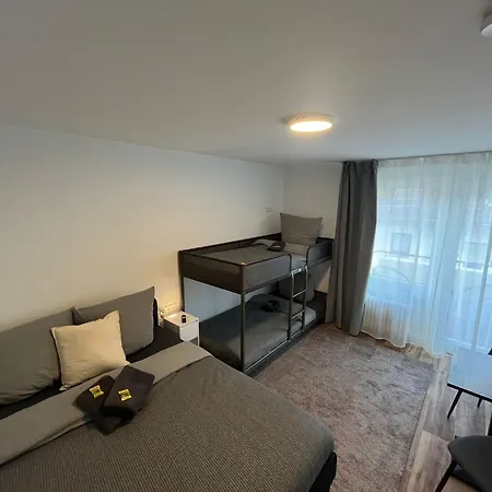 Hub 18 - Mit Balkon * Karlsruhe